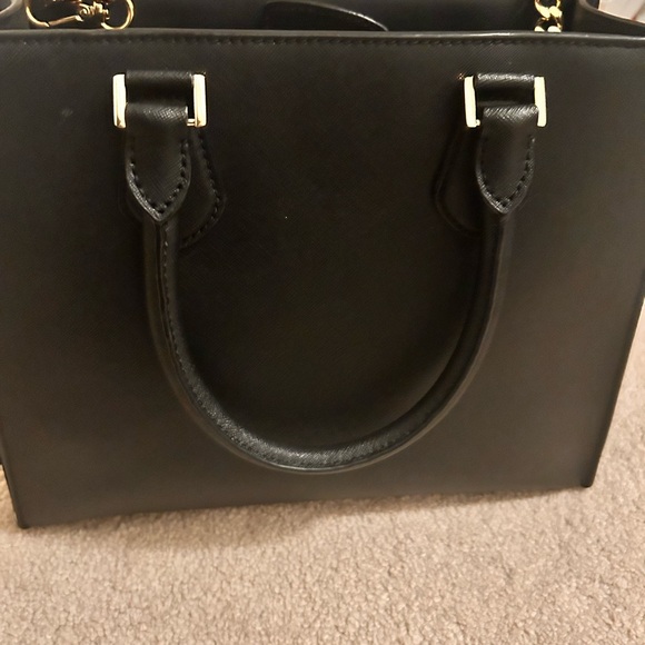 Michael Kors Medium Saffiano 100% Leather Bag 8/10 condition. No dustbag. - Picture 6 of 9
